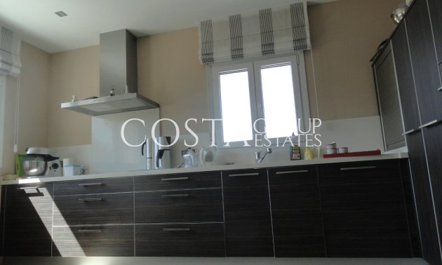 Odsprzedaż - Willa -
Calpe - Calpe Centro