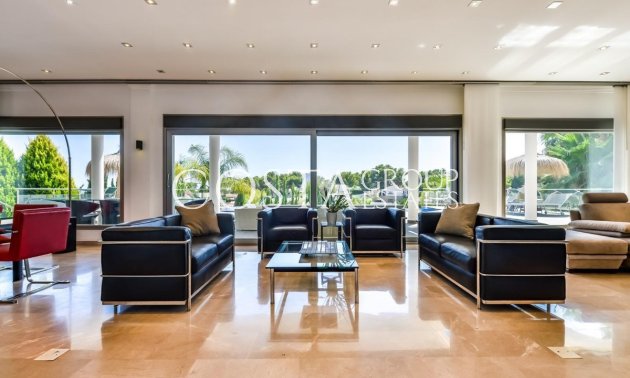 Resale - Villa -
Benissa - Benissa Centro