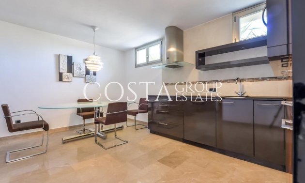 Resale - Villa -
Benissa - Benissa Centro