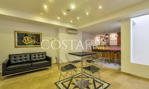 Resale - Villa -
Benissa - Benissa Centro