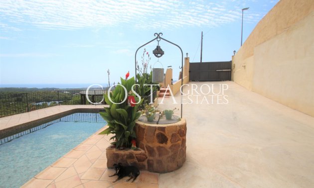 Resale - Villa -
Altea - Altea Centro