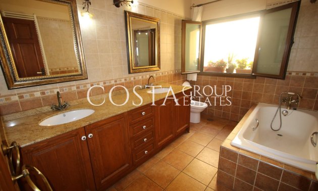 Resale - Villa -
Altea - Altea Centro