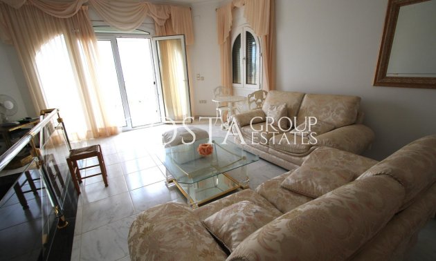 Resale - Villa -
Calpe - la Canuta