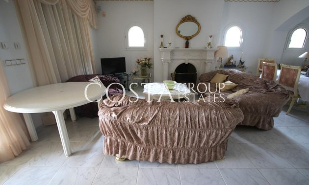 Resale - Villa -
Calpe - la Canuta