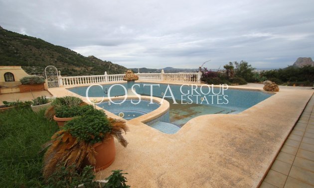 Resale - Villa -
Calpe - la Canuta