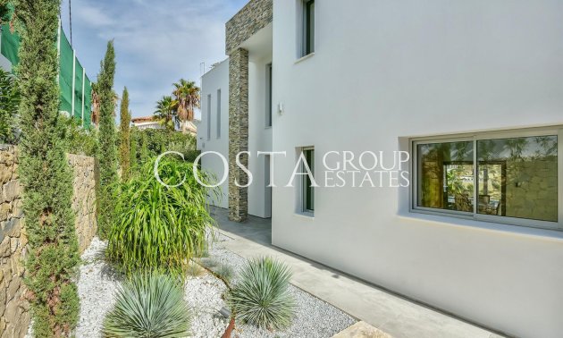 Resale - Villa -
Calpe - la Canuta