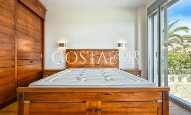 Resale - Villa -
Calpe - la Canuta