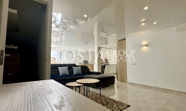 Herverkoop - Villa -
Orihuela Costa - Los Altos