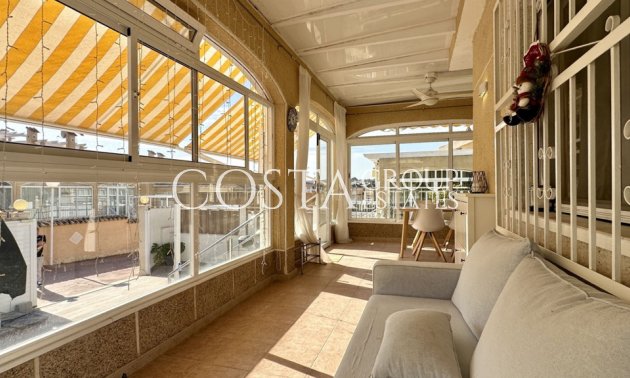 Herverkoop - Villa -
Orihuela Costa - Los Altos