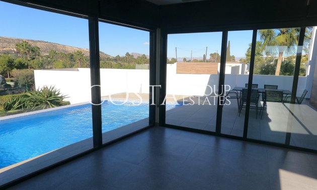 Resale - Villa -
Algorfa - La Finca Golf
