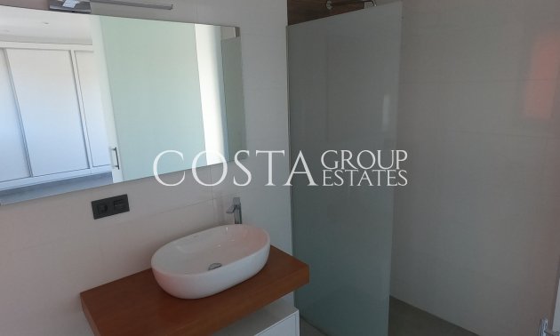 Resale - Villa -
Algorfa - La Finca Golf