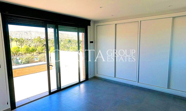 Resale - Villa -
Algorfa - La Finca Golf