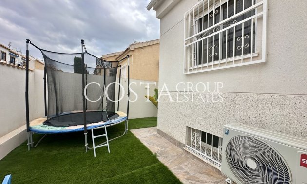 Revente - Villa -
Torrevieja