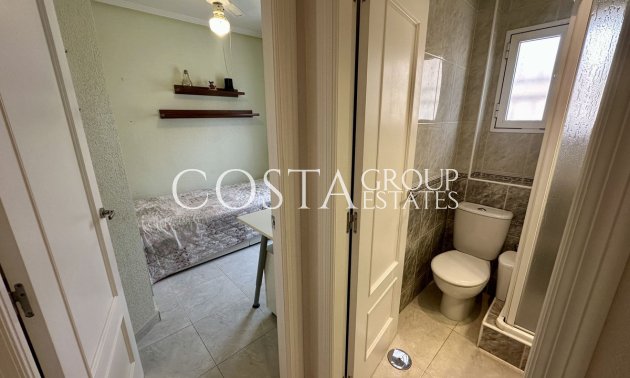 Revente - Villa -
Torrevieja