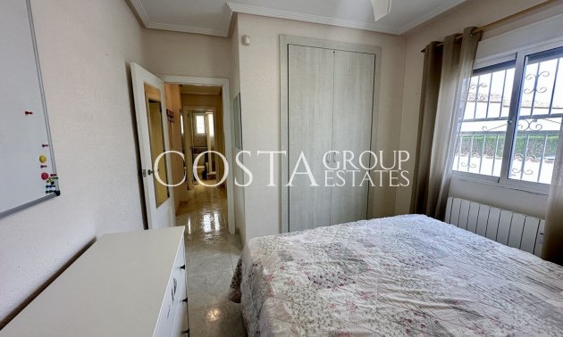 Revente - Villa -
Torrevieja