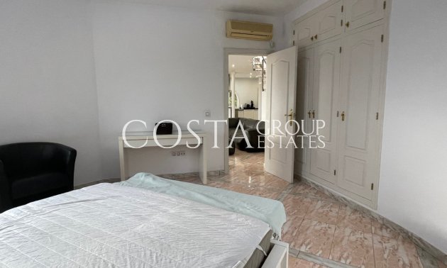 Odsprzedaż - Willa -
Calpe - Calpe Centro