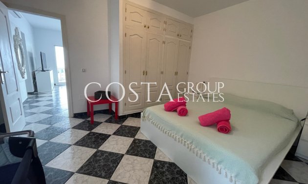 Odsprzedaż - Willa -
Calpe - Calpe Centro