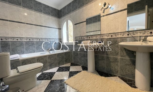 Odsprzedaż - Willa -
Calpe - Calpe Centro