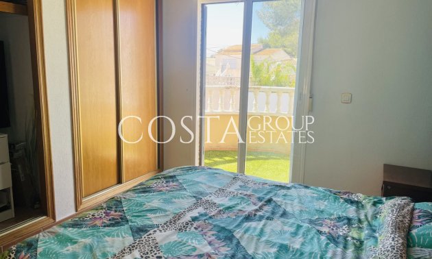 Herverkoop - Villa -
Orihuela Costa - Villamartin