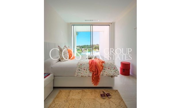 Revente - Villa -
Orihuela Costa - Las Colinas Golf