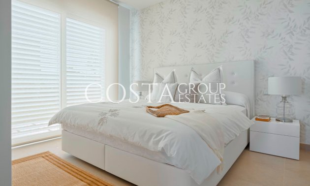 Revente - Villa -
Orihuela Costa - Las Colinas Golf