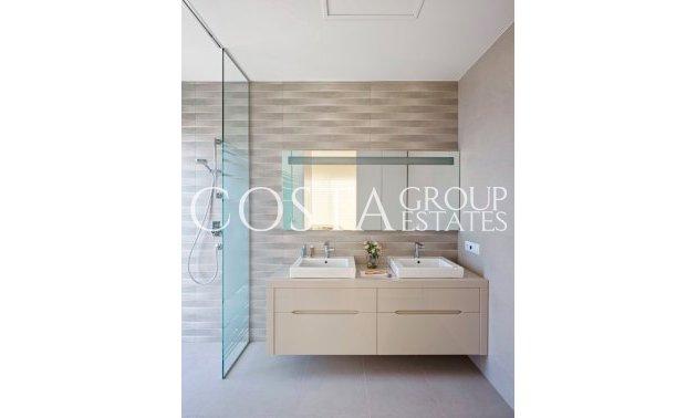 Revente - Villa -
Orihuela Costa - Las Colinas Golf