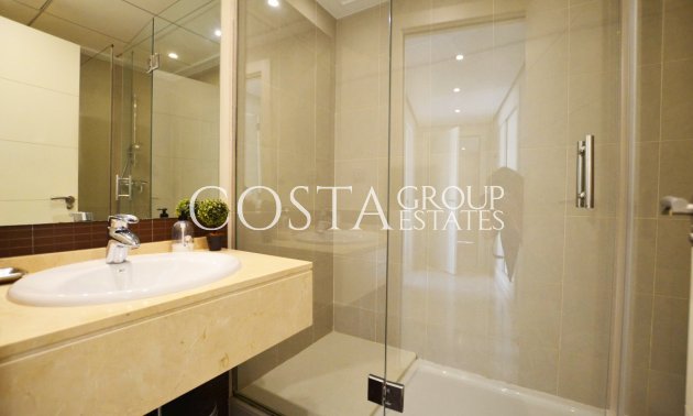 Revente - Villa -
Orihuela Costa - Las Colinas Golf