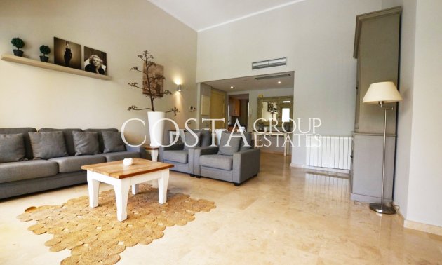 Revente - Villa -
Orihuela Costa - Las Colinas Golf