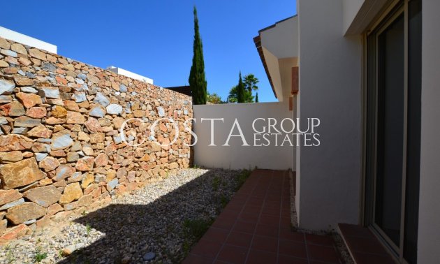 Revente - Villa -
Orihuela Costa - Las Colinas Golf