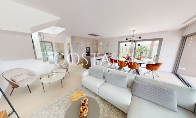 Revente - Villa -
Orihuela Costa - Las Colinas Golf