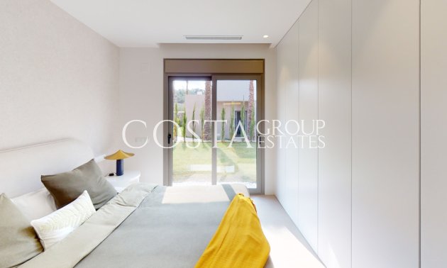 Revente - Villa -
Orihuela Costa - Las Colinas Golf