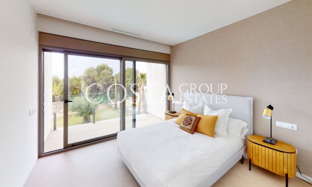 Revente - Villa -
Orihuela Costa - Las Colinas Golf