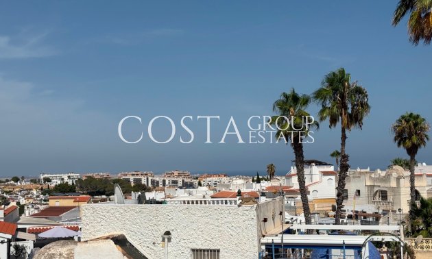 Wiederverkauf - Villa -
Orihuela Costa - Villamartin