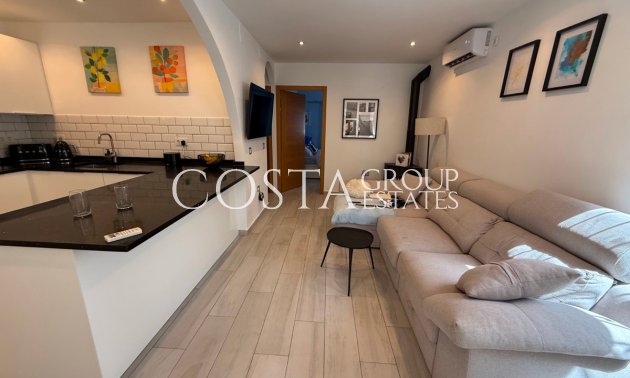 Wiederverkauf - Villa -
Orihuela Costa - Villamartin