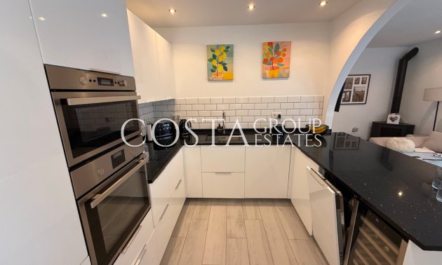 Wiederverkauf - Villa -
Orihuela Costa - Villamartin