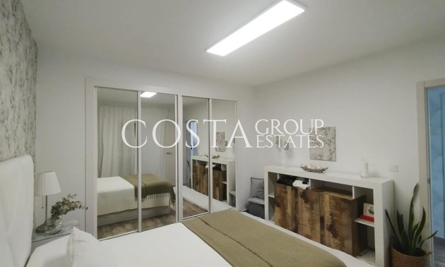 Wiederverkauf - Villa -
San Miguel de Salinas - San Miguel de Salinas Centro