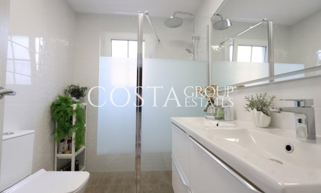 Wiederverkauf - Villa -
San Miguel de Salinas - San Miguel de Salinas Centro