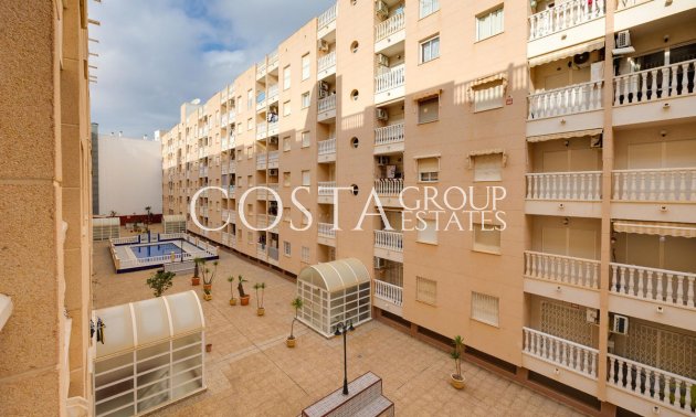 Odsprzedaż - Apartments -
Torrevieja - Playa del Cura