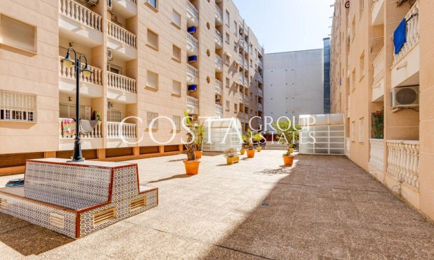 Odsprzedaż - Apartments -
Torrevieja - Playa del Cura