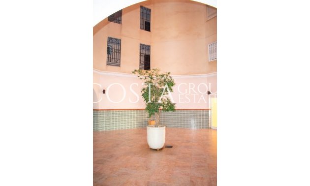 Herverkoop - Apartments -
Torrevieja - Playa de los Locos