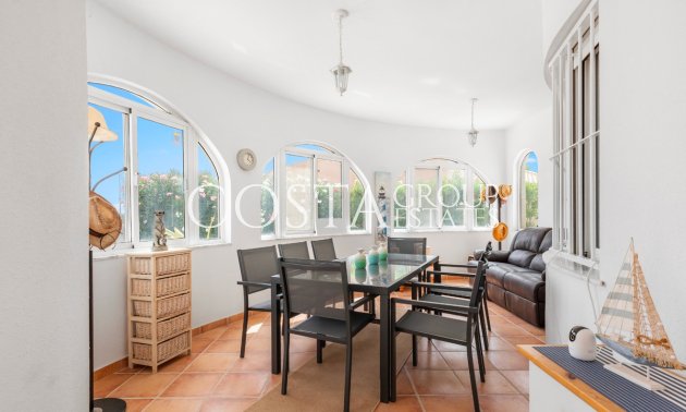 Herverkoop - Villa -
San Fulgencio - La Marina