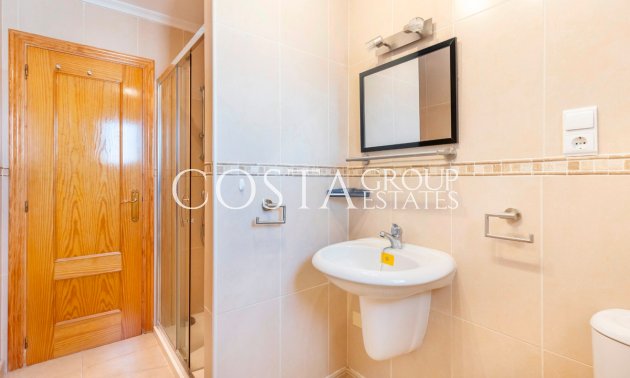 Herverkoop - Villa -
San Fulgencio - La Marina