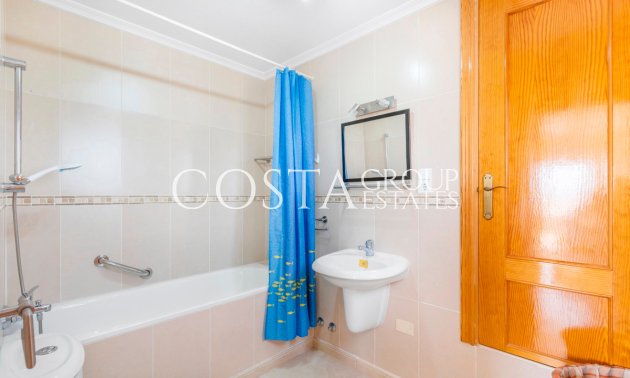 Herverkoop - Villa -
San Fulgencio - La Marina