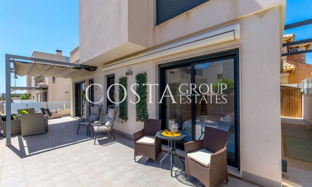 Odsprzedaż - Willa -
Torrevieja