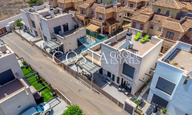 Odsprzedaż - Willa -
Torrevieja