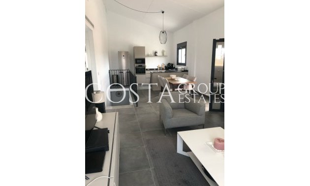 Revente - Villa -
Pinoso - Pinoso Centro