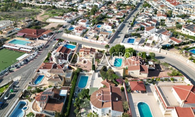 Herverkoop - Villa -
Rojales - Ciudad Quesada