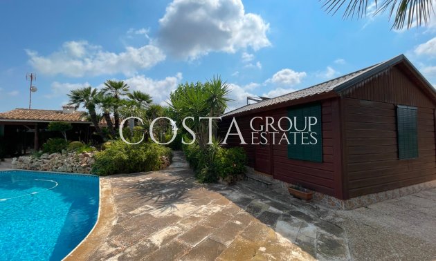 Resale - Villa -
San Fulgencio - La Marina