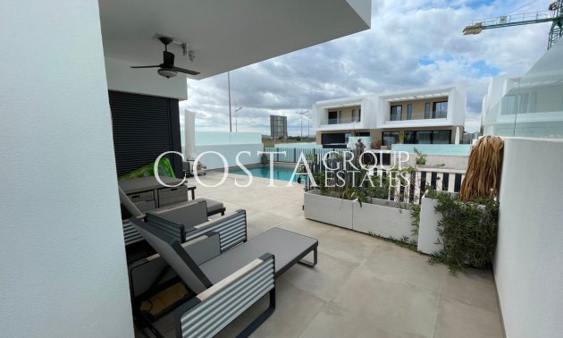 Revente - Villa -
Dolores - Dolores Centro