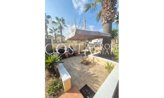 Wiederverkauf - Villa -
San Miguel de Salinas - San Miguel de Salinas Centro